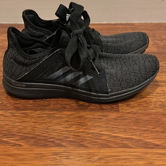 Adidas Bounce Black Sneakers. - Picture 2 of 5